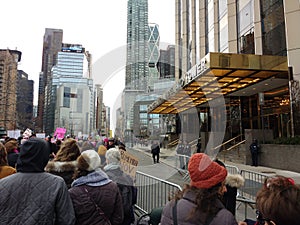 Crowd Control, Trump International Hotel & Tower, Women`s March, Central Park West, NYC, NY, USA