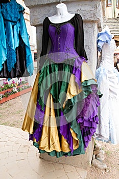 Women`s Renaissance Dresses and Gowns Boutique