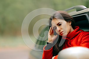 Women with Severe Headache Suffering from Motion Sickness