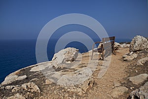 A wonderful bench on the precipice