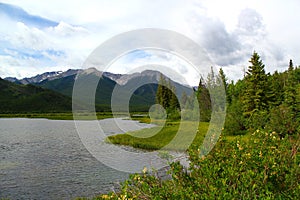 Wonderful canadian landscape: Travelling the Icefields Parkway in Banff and Jasper Nationalpark