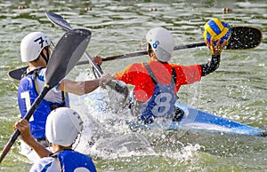 Wonderful canoe polo match