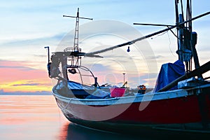 WONDERFUL TWILIGHT SKY AT SEA WITH FISHERMAN