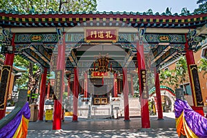 Wong Tai Sin Temple tunnel doors, Linge photo