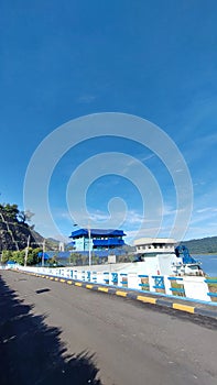 Wonorejo Reservoir Dam, Tulungagung is very beautiful and still beautiful