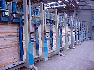 Wood beam press for gluing