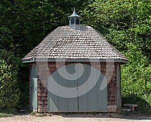 Wood Cabin Mount Vernon Washington