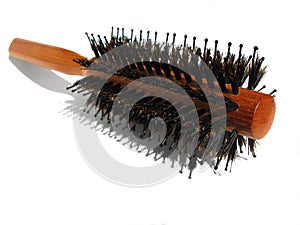 Wood comb with natural stubble