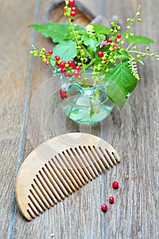Wood comb