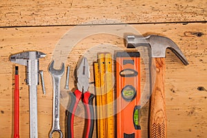 Wood mounting tools