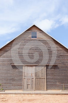 A wooden barn /Country barn and blue sky in sunny day