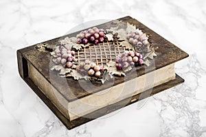 Wooden Box with Grapes and Leaves Figures
