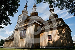 Dřevěný kostel v Ladomirově