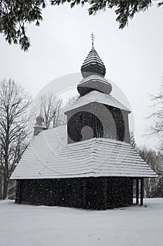 Dřevěný kostel ostatků sv. Mikuláše v obci Ruská Bystrá na Slovensku