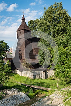 Dřevěný kostel svatého Františka z Assisi v obci Hervartov na Slovensku. Světové dědictví UNESCO