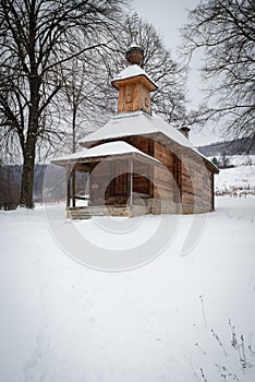 Dřevěný kostel sv. Jiří Velkomučedník v obci Jalová na Slovensku