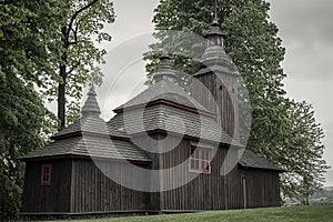 Drevený kostolík v obci Semetkovce