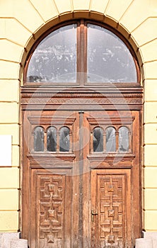 Wooden door in Debrecen