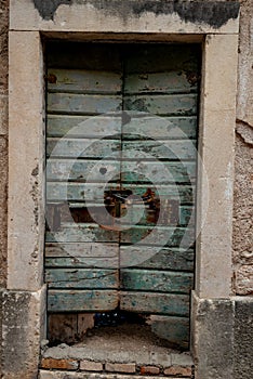 Wooden gates and metal elements