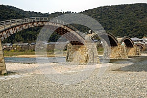 Wooden multi-arch bridge