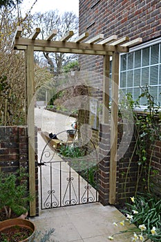 Wooden pergola arch naturel wooden garden pergola