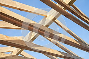 Wooden roof with rafter style framing