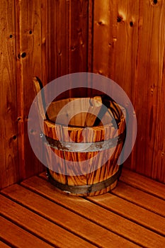 Wooden sauna bucket and ladle - vertical