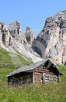 Wooden shed upon the Italian Passo di Gardena