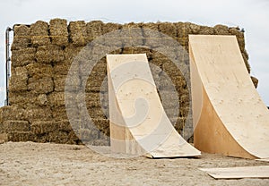 Wooden skatr ramp for bmx and dirt bike