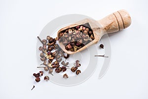 Wooden spoon with Chinese coriander,Sichuan pepper