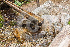 Di legno Acqua tubo 