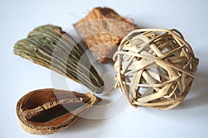 Wooden textures and decoration objects: hulls, bark, straw ball