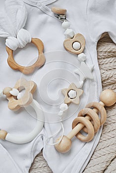 Wooden toys, rattles, teethers, nipple holder. Baby development, fine motor skills. Children and newborn products and accessories