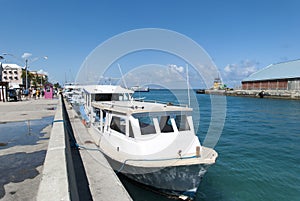 Woodes Rodgers Walk Boats in Nassau