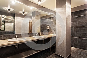 Woodland hotel - Public bathroom interior