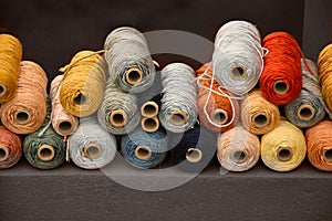 Wool bobbins for carpet weaving