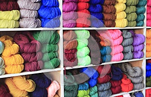 Woolen yarn