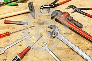 Work tools on the worktable