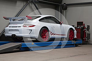 Workday on modern car service