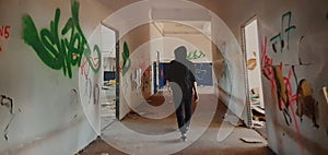 Worke house Graffiti Vans dirt