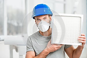 Worker with air filter