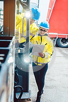 Worker and manager at distribution center