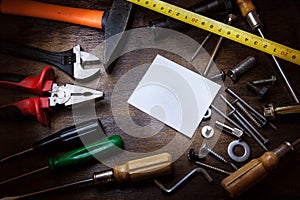 Worker table with instruments