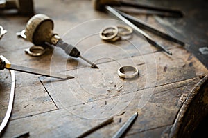 Working desk for craft jewelery making