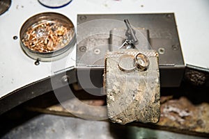 Working desk for craft jewelery making