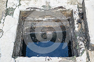 Working for drain cleaning