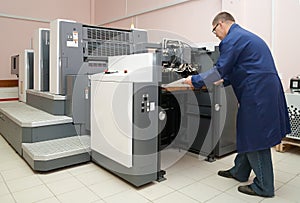 Working offset printer