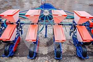 Working parts of modern pneumatic seeder