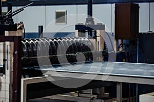 Working sheet forming machine. Profiling rolls, close up