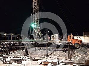 Workover rig photo